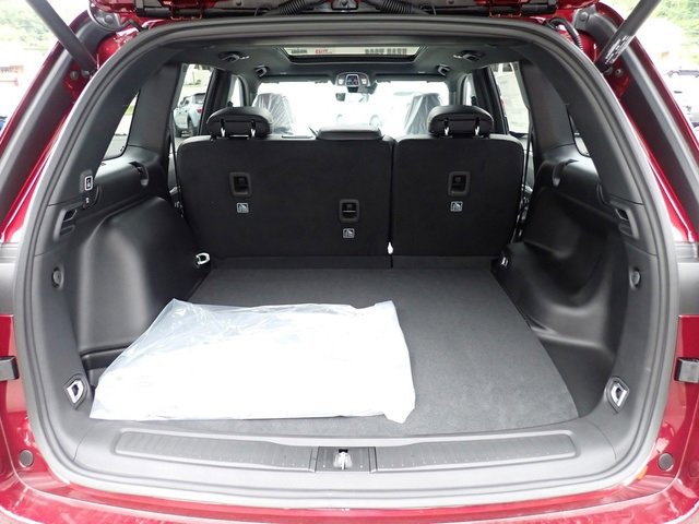 New 2025 Jeep Grand Cherokee Limited w/ Black Appearance Package image 6