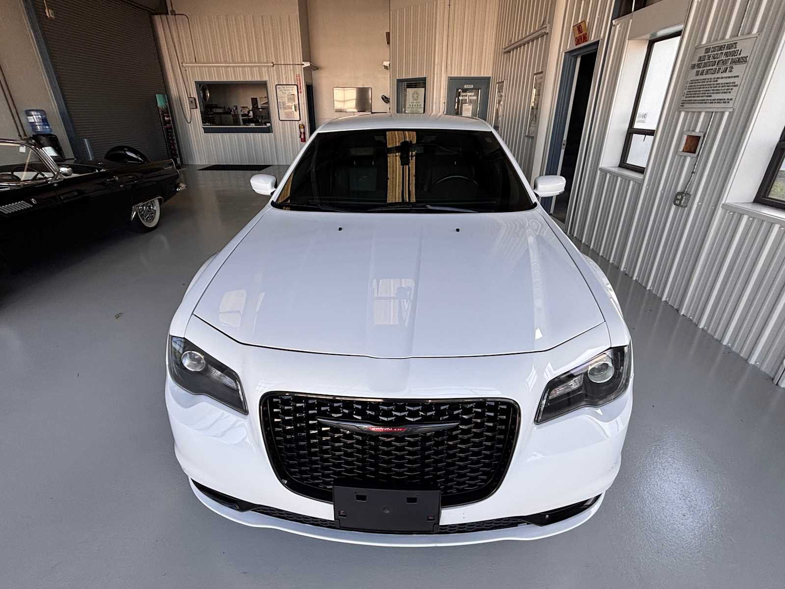 Certified 2021 Chrysler 300 S RWD image 3