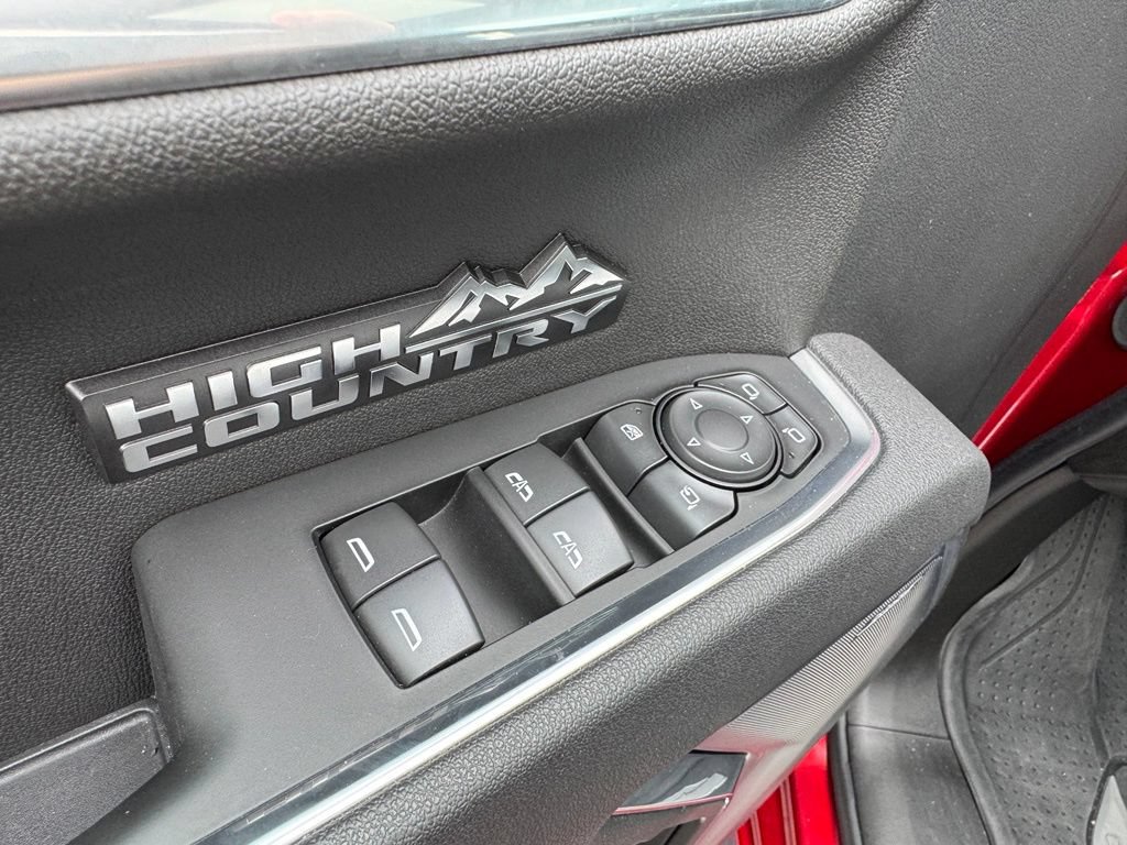 Certified 2025 Chevrolet Silverado 1500 High Country w/ High Country Premium Package AWD/4WD image 14