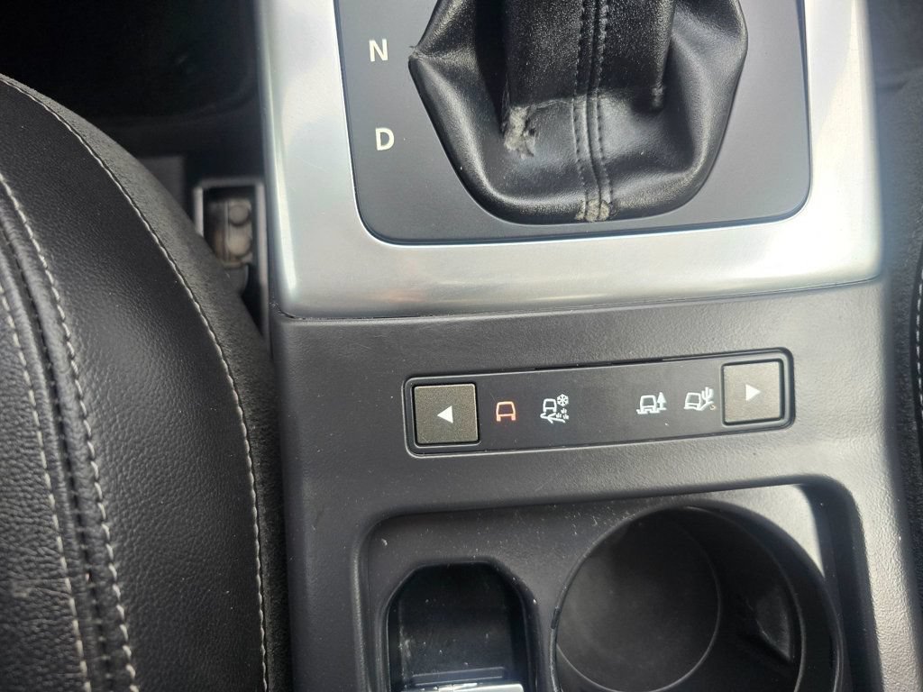 Used 2014 Land Rover LR2 HSE AWD/4WD image 21