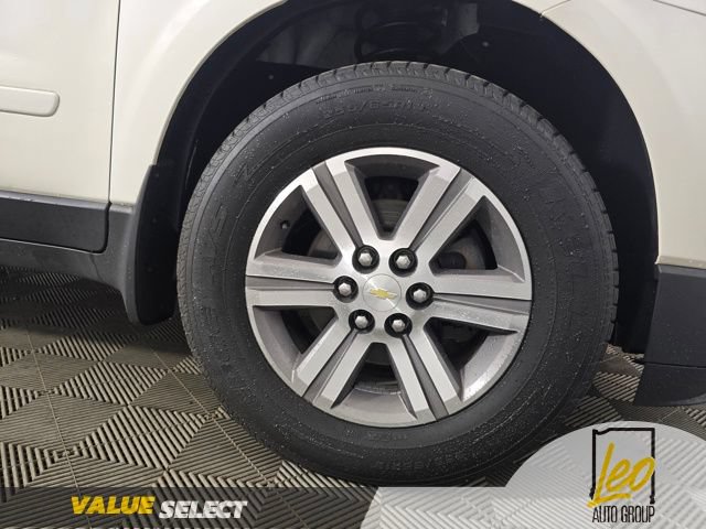 Used 2015 Chevrolet Traverse LT FWD image 23