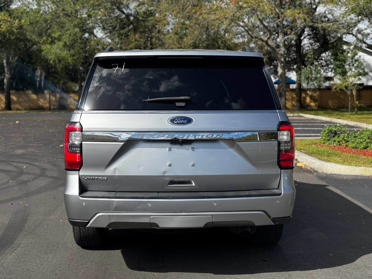 Used 2020 Ford Expedition Limited image 34