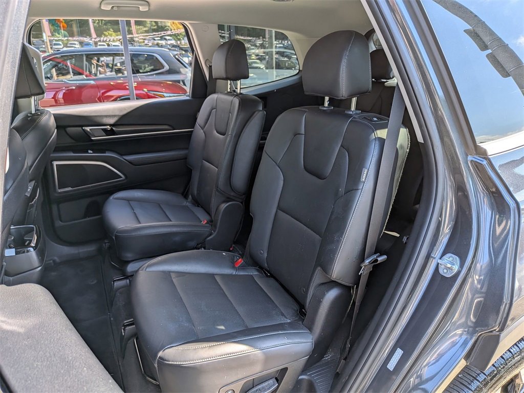 Used 2023 Kia Telluride S image 23