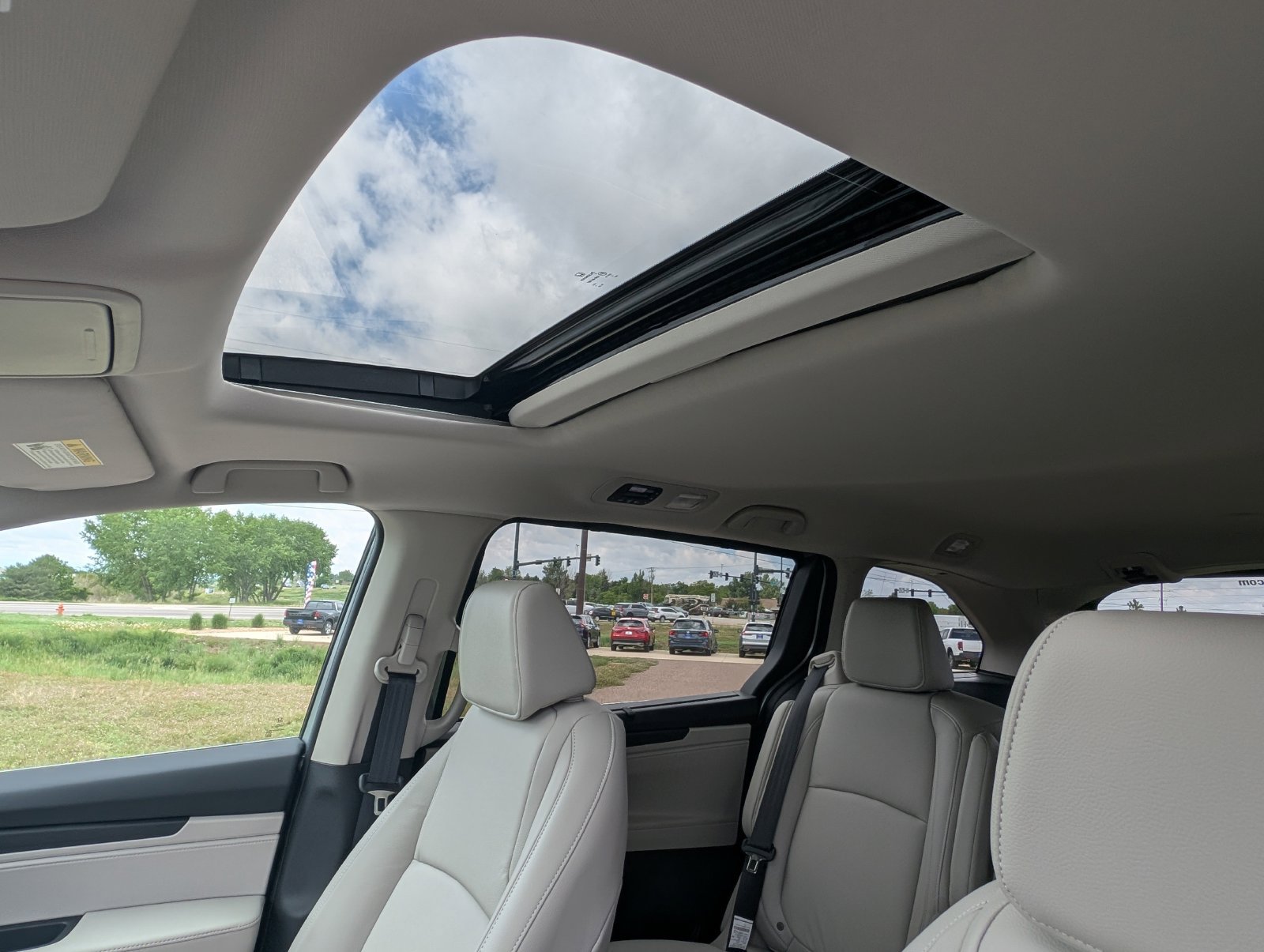New 2026 Honda Odyssey EX-L image 23