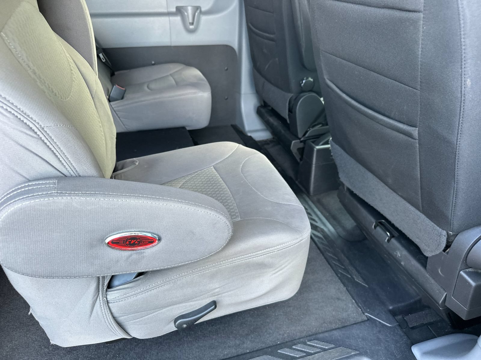 Used 2018 Ford Transit 350 XLT RWD image 12