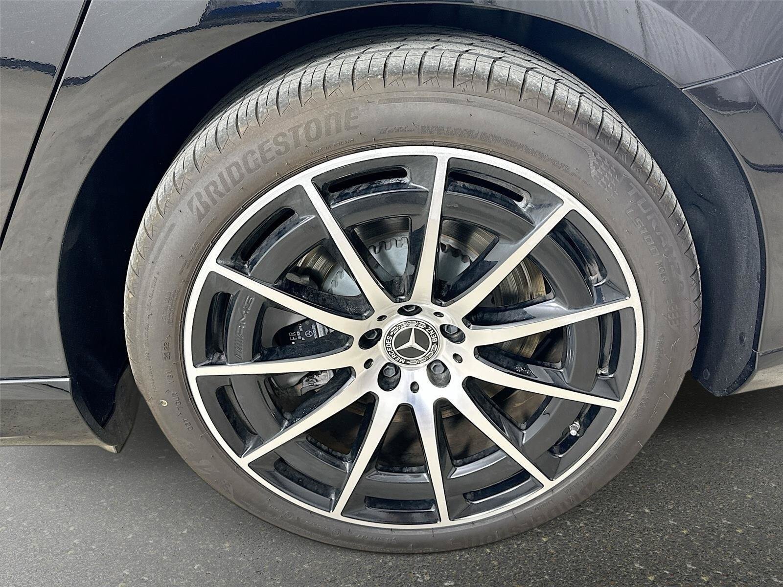 Certified 2023 Mercedes-Benz EQS 580 4MATIC Sedan w/ Exclusive Trim Package image 6