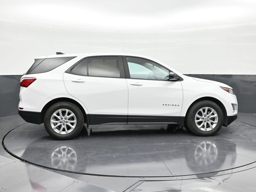 Used 2021 Chevrolet Equinox LS image 6