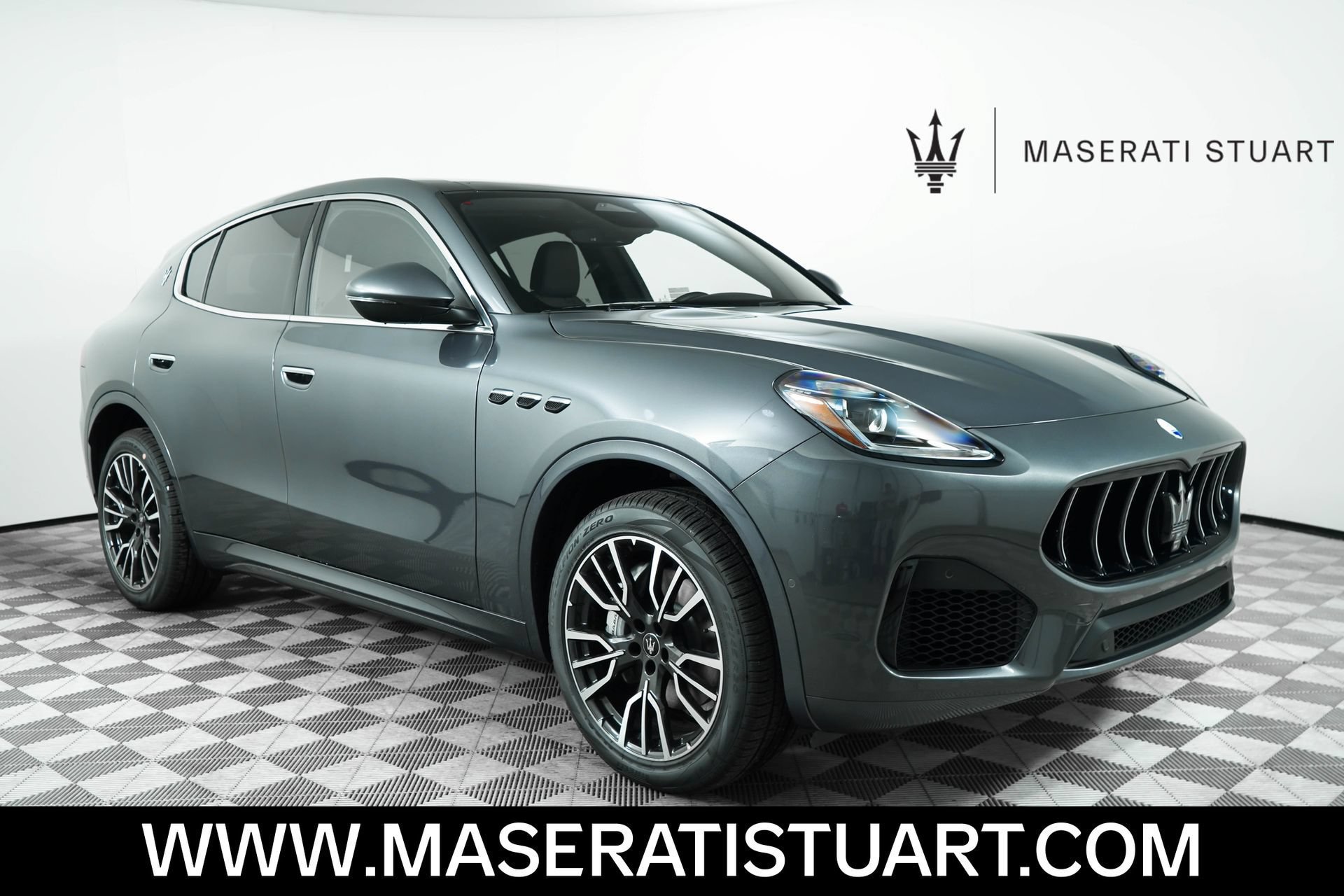 Used 2025 Maserati Grecale GT AWD/4WD 360° Tour