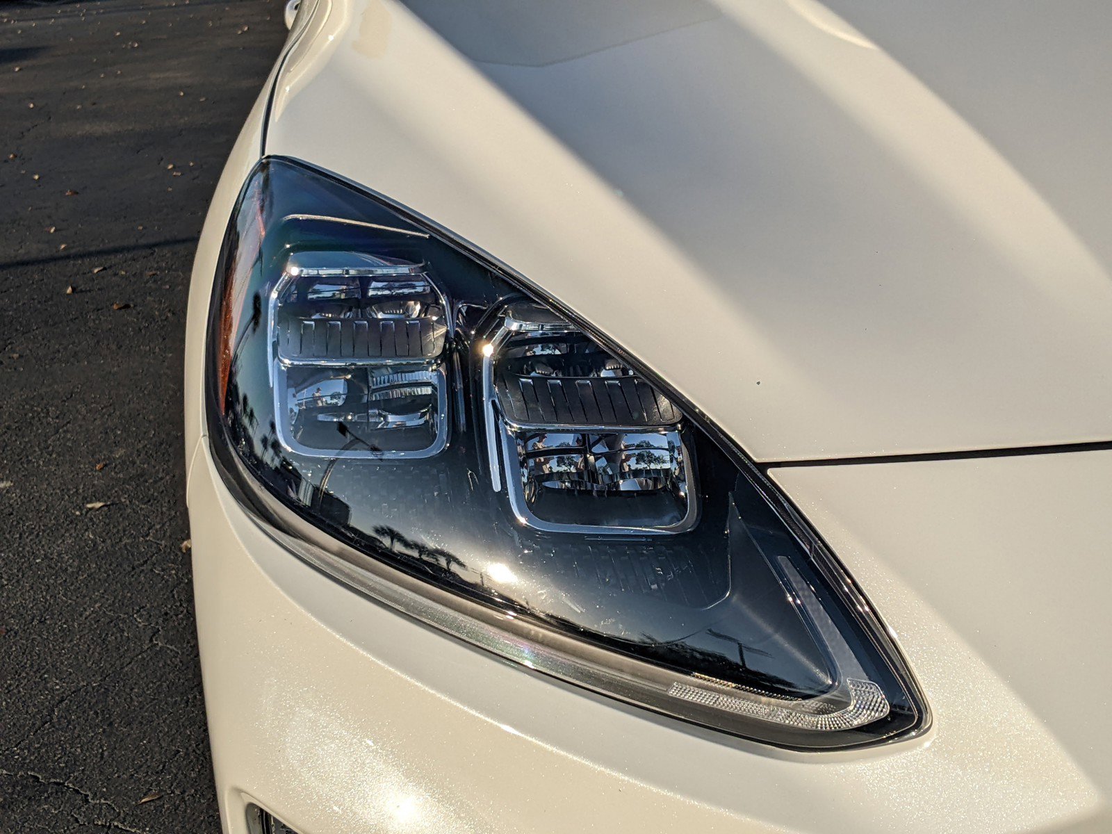 Used 2021 Ford Escape Titanium w/ Titanium Elite Package image 8