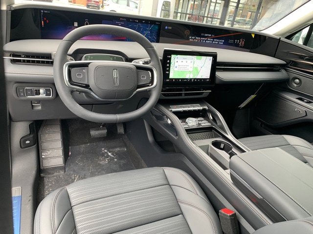 New 2026 Lincoln Nautilus Reserve w/ Jet Appearance Package image 24