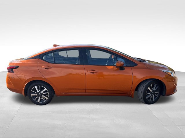Certified 2022 Nissan Versa SV FWD image 9
