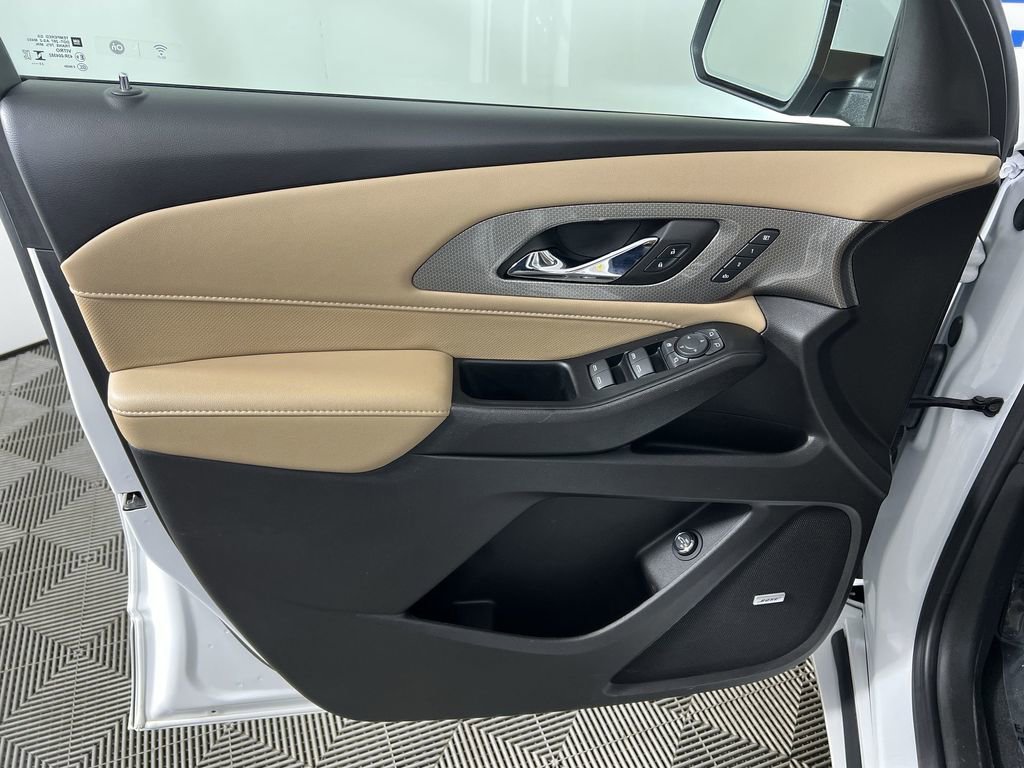 Certified 2023 Chevrolet Traverse Premier image 24