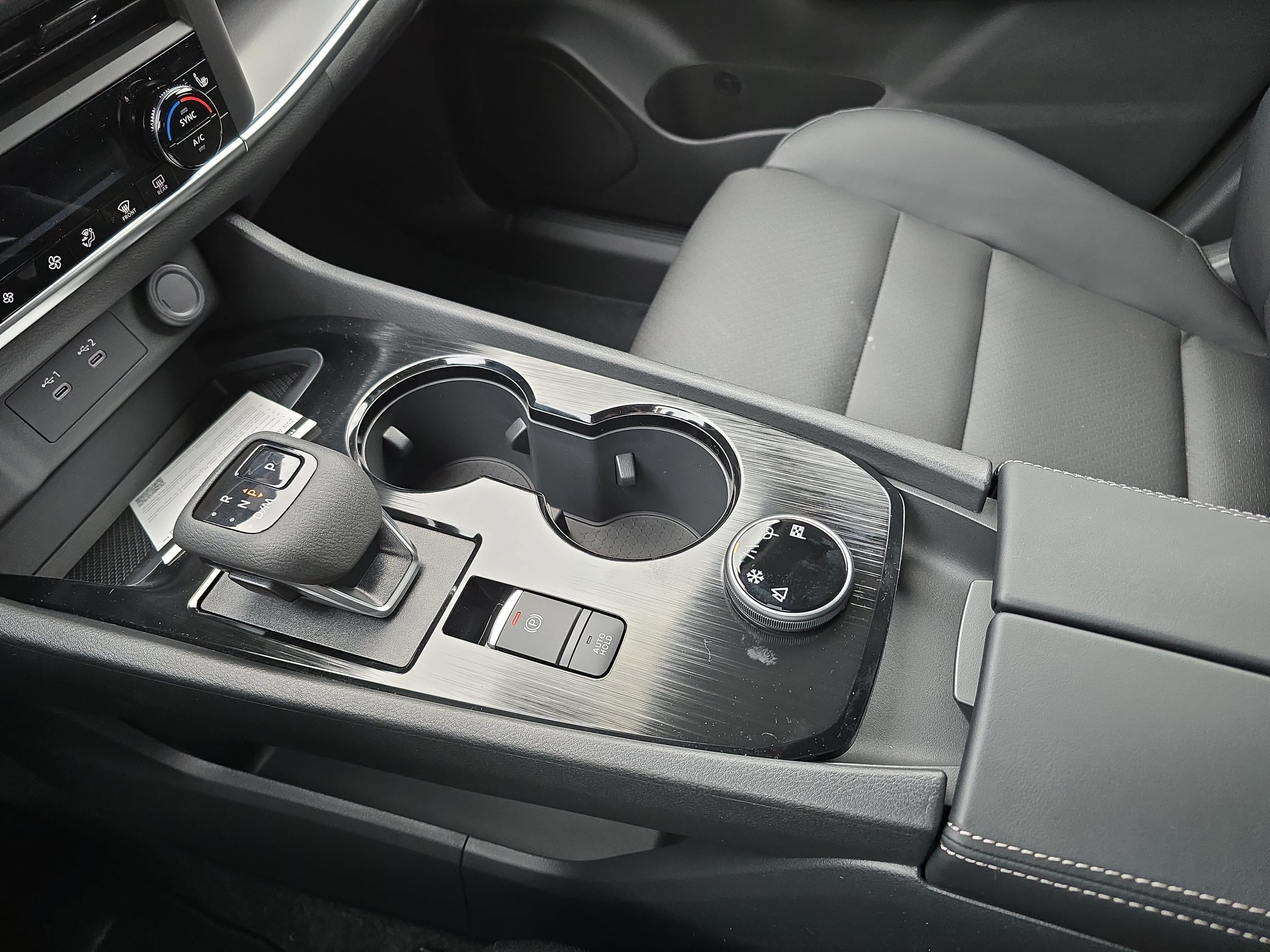 New 2026 Nissan Rogue Dark Armor AWD/4WD image 24