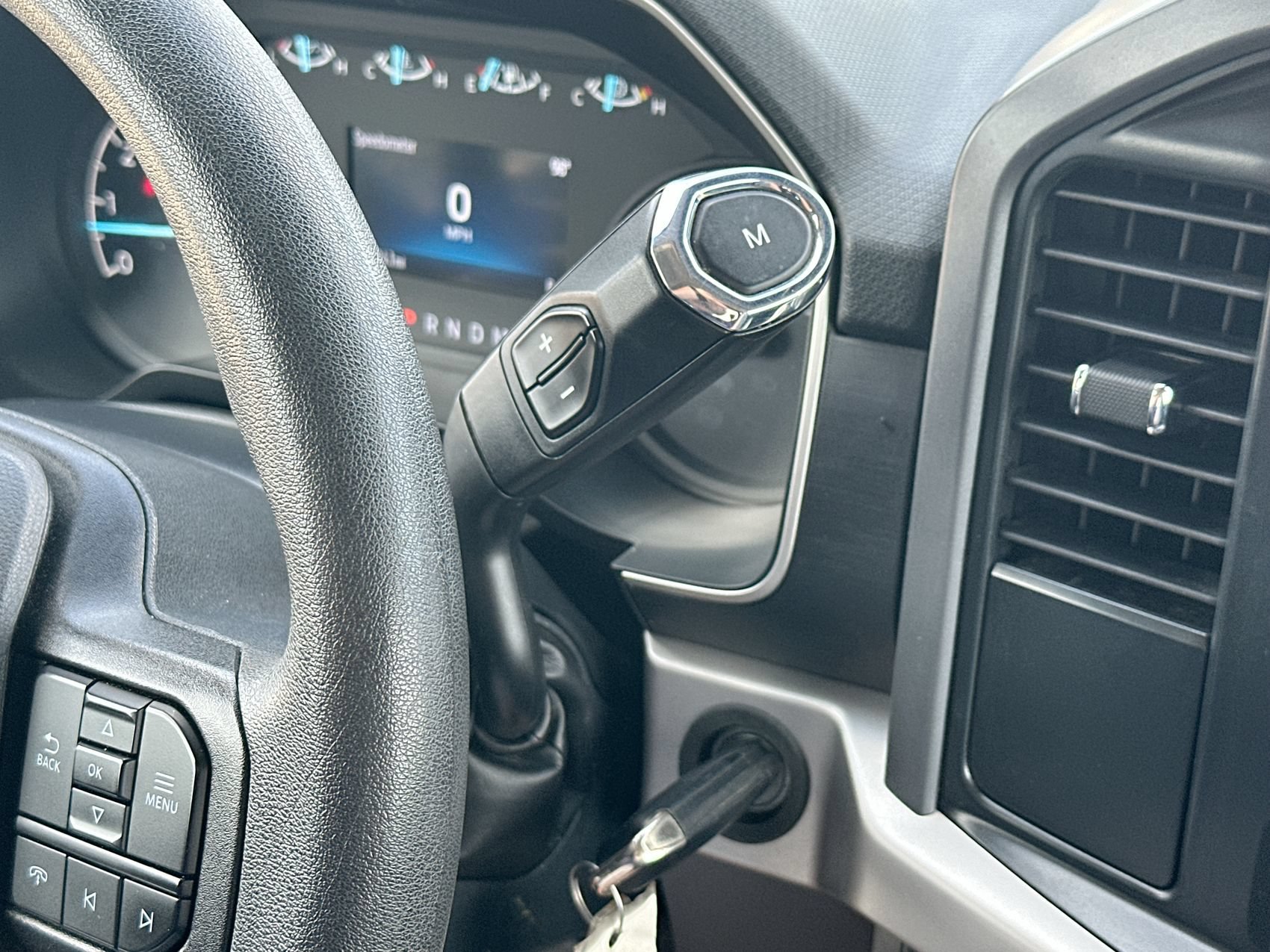 Used 2022 Ford F150 XLT AWD/4WD image 19