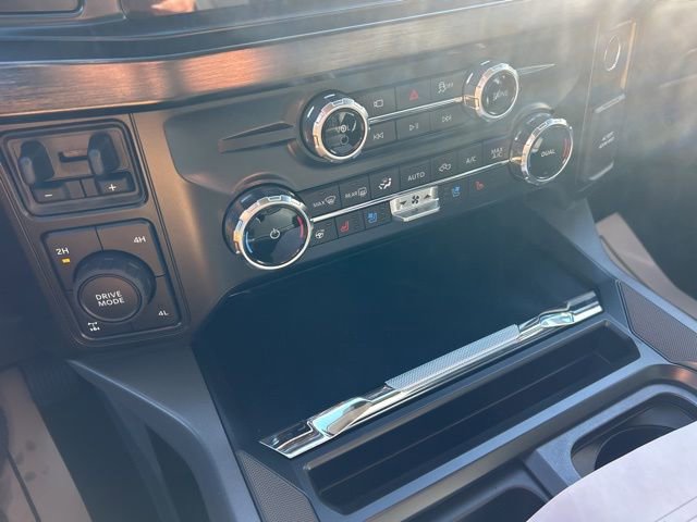 New 2026 Ford F250 Lariat image 19