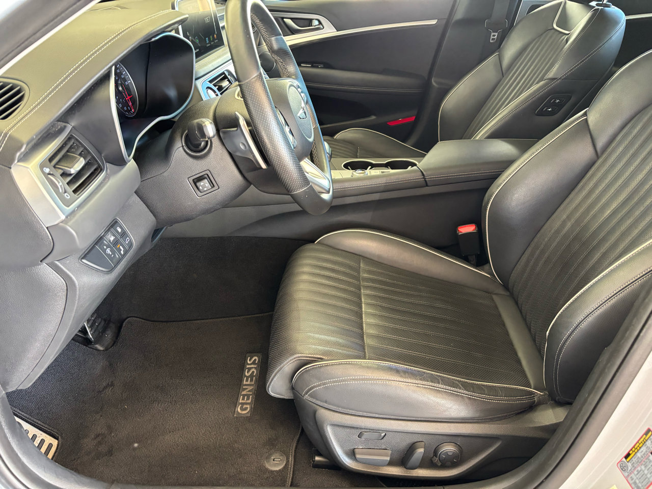 Used 2019 Genesis G70 3.3T Advanced w/ Elite Package image 12