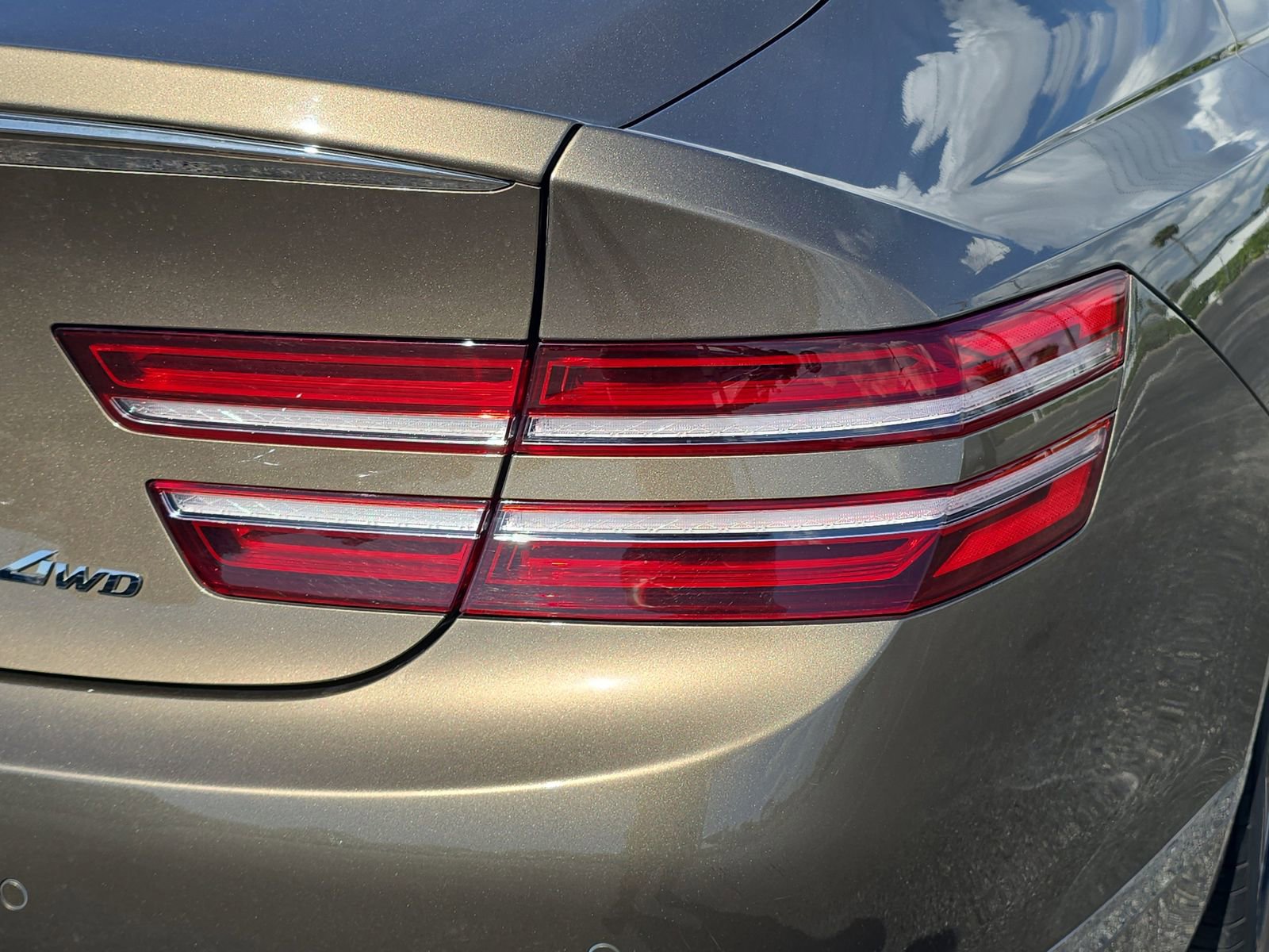 Used 2023 Genesis G80 2.5T image 8