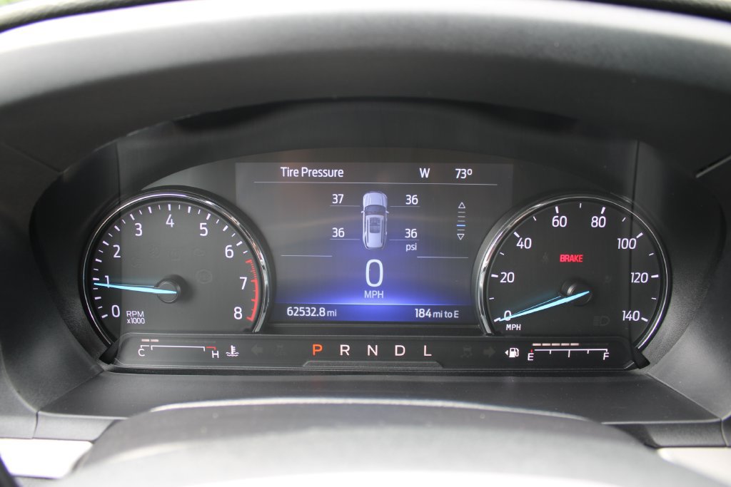 Used 2023 Ford Explorer XLT w/ Equipment Group 202A AWD/4WD image 28