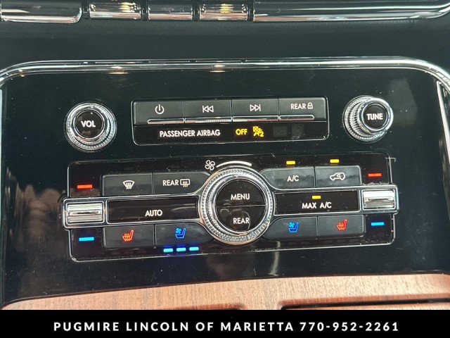 Used 2023 Lincoln Navigator L Reserve AWD/4WD image 29