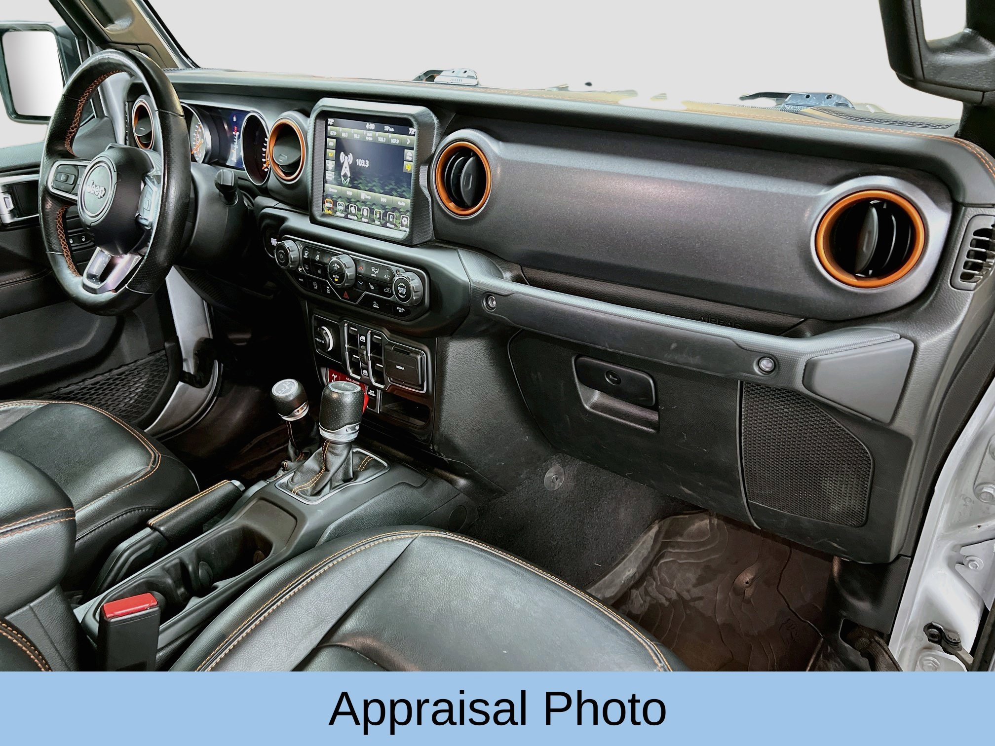 Used 2023 Jeep Gladiator Mojave w/ Cold Weather Group AWD/4WD image 30