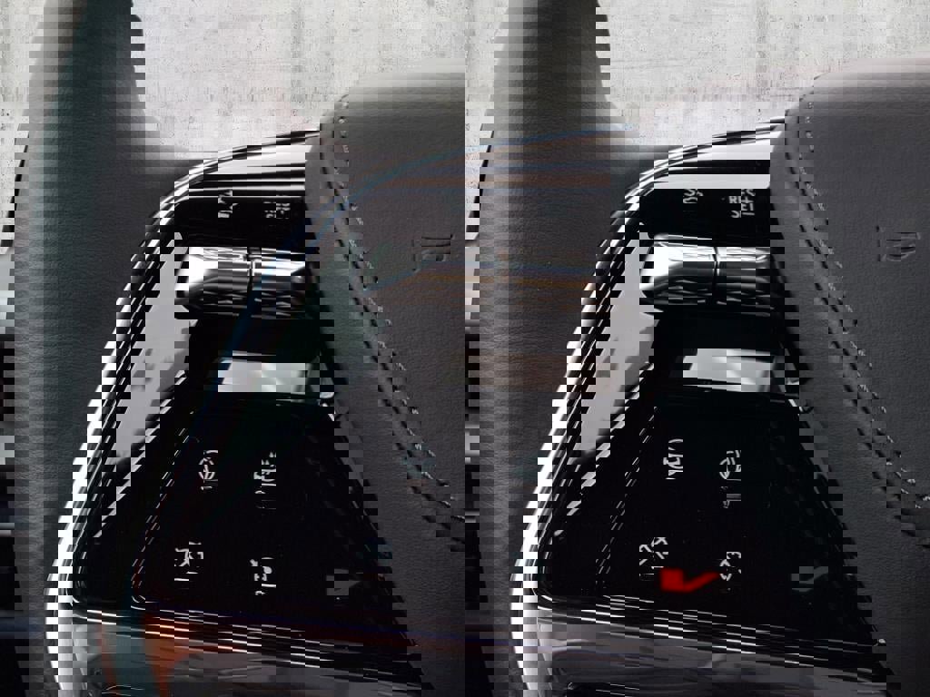 New 2026 Cadillac Vistiq Premium Luxury w/ LPO, Floor Liner Package image 26