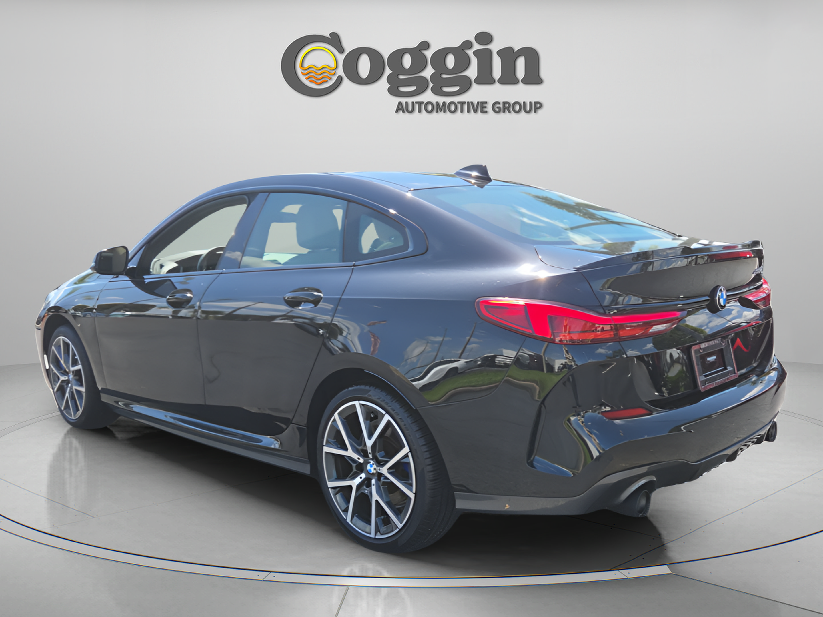 Used 2023 BMW 228i Gran Coupe w/ Dynamic Handling Package FWD image 3
