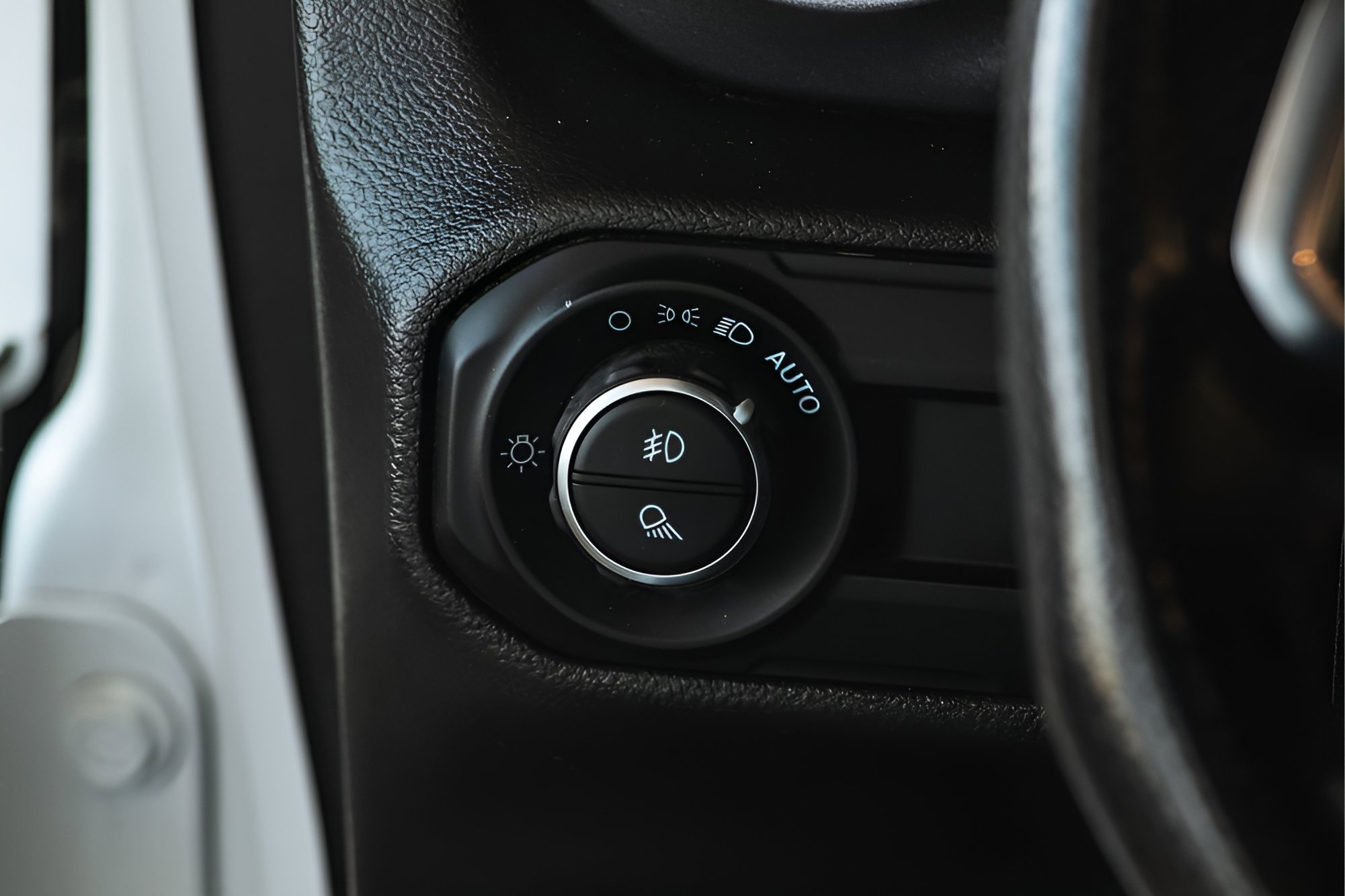 Used 2023 Jeep Gladiator Mojave w/ Cold Weather Group AWD/4WD image 39