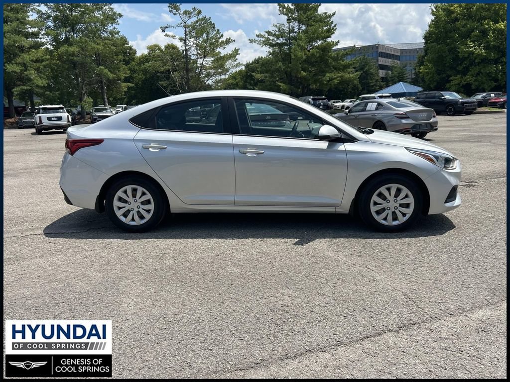 Used 2022 Hyundai Accent SE FWD image 8