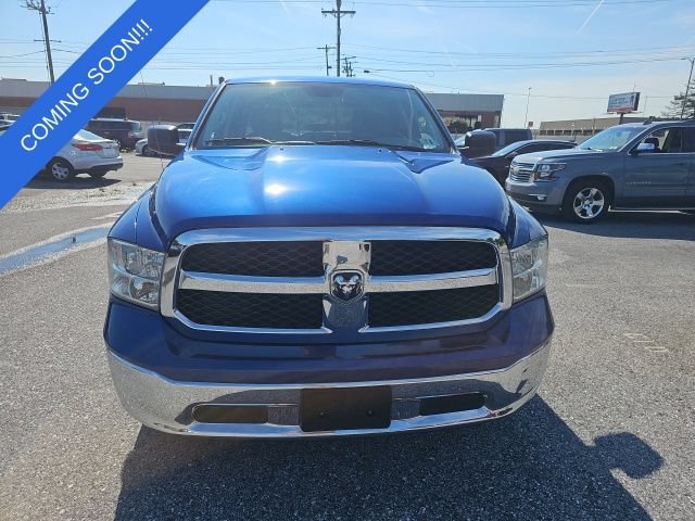 Used 2017 RAM 1500 Classic SLT AWD/4WD image 9