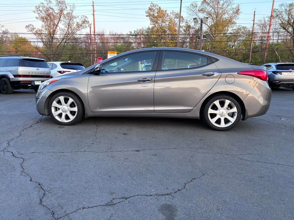 Used 2013 Hyundai Elantra Limited FWD image 4