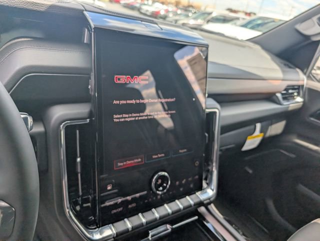 New 2026 GMC Yukon Denali w/ Denali Reserve Package AWD/4WD image 19