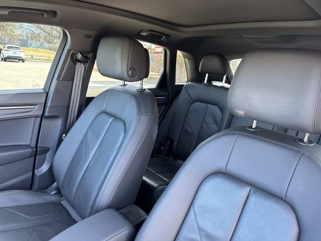 Used 2022 Audi Q3 2.0T Premium Plus image 33