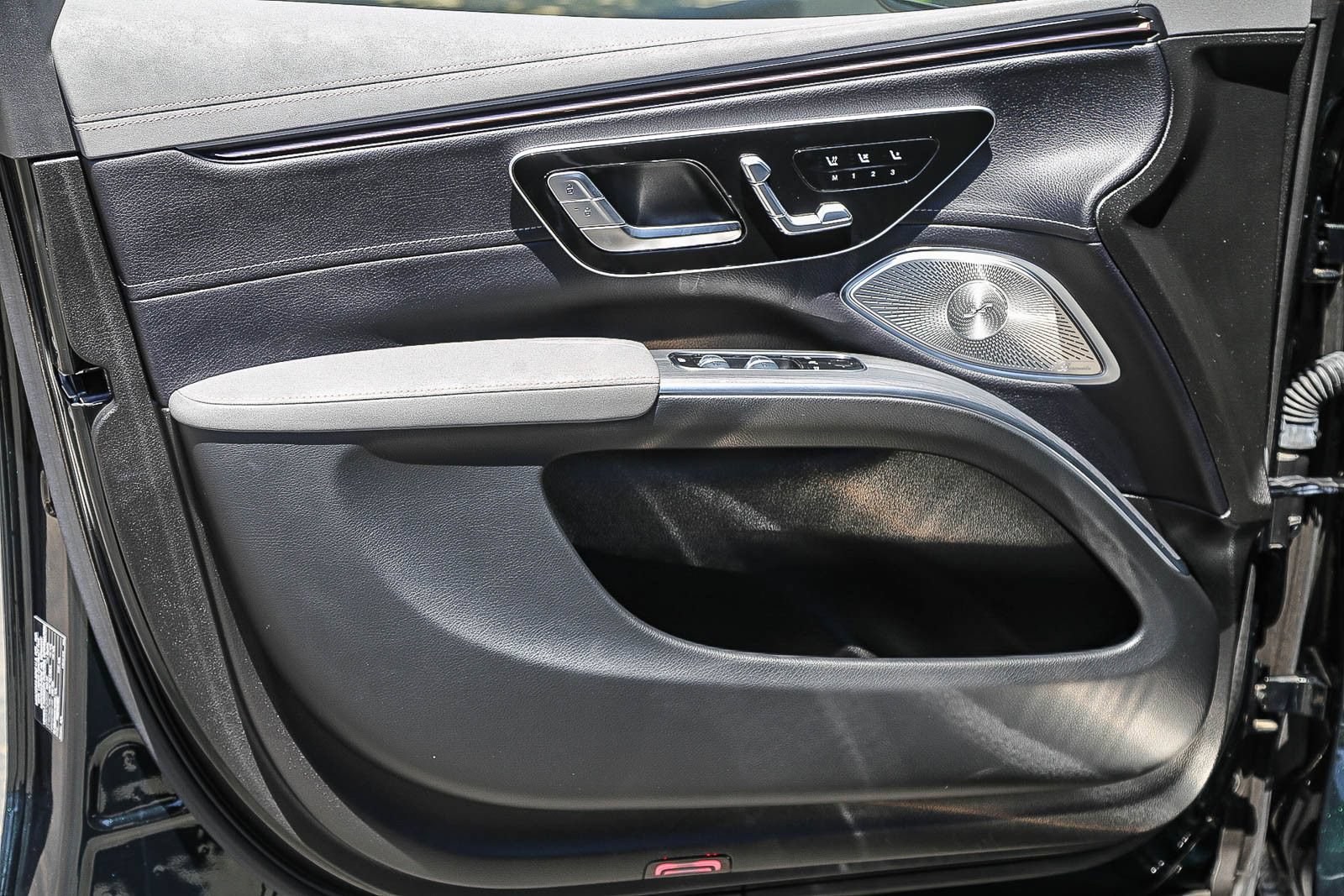 Certified 2023 Mercedes-Benz EQS 580 4MATIC SUV image 19
