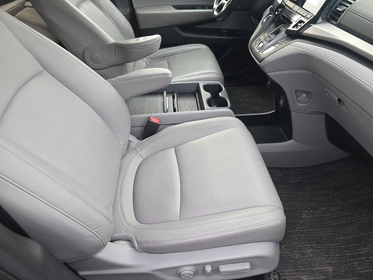 Used 2023 Honda Odyssey EX-L image 28
