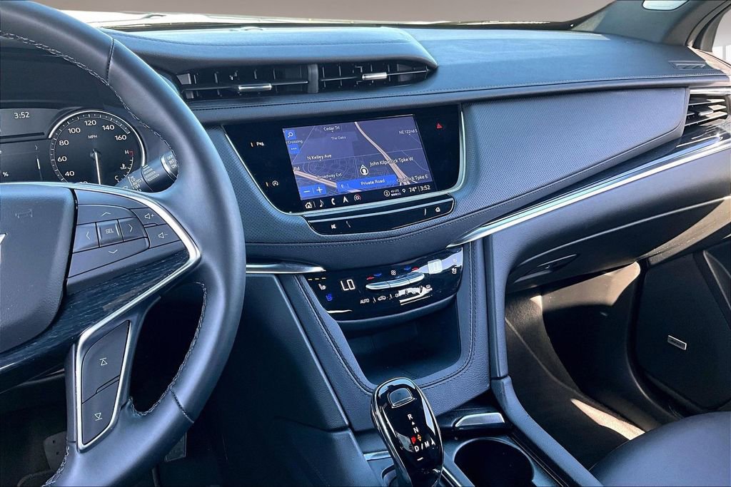 Certified 2025 Cadillac XT5 Premium Luxury image 6