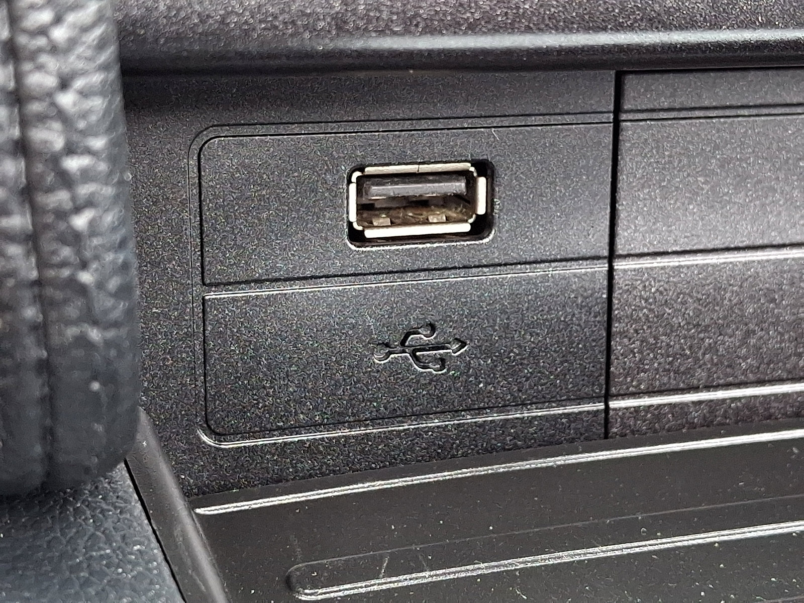 Certified 2023 Ford Mustang Premium RWD image 23