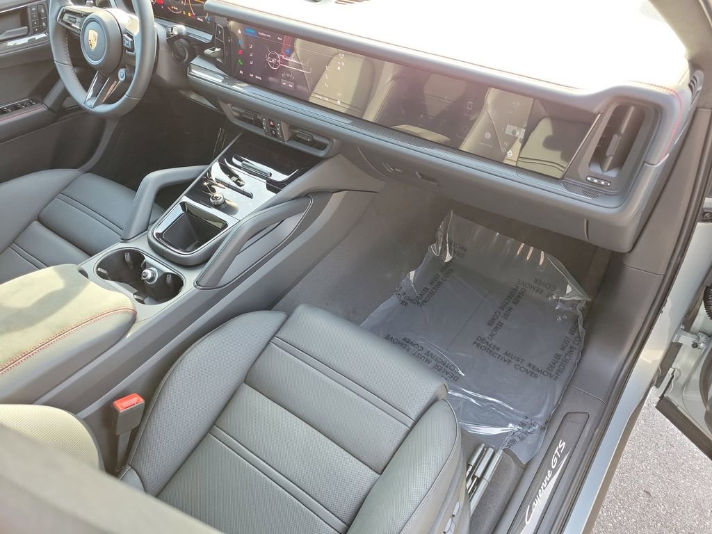 New 2026 Porsche Cayenne GTS image 19