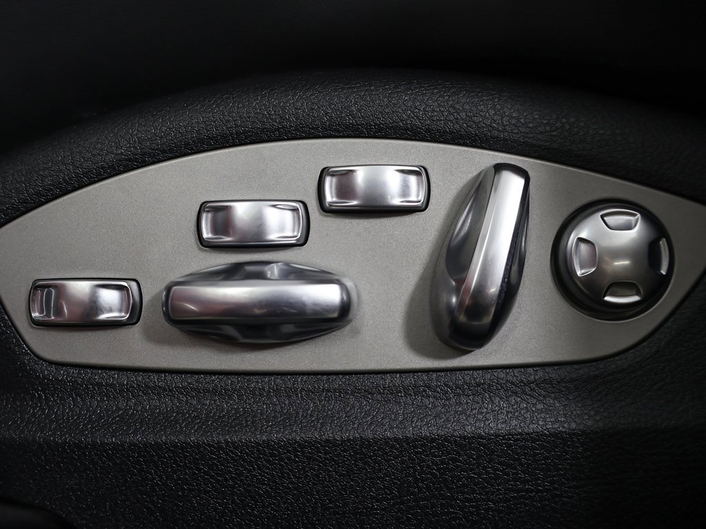 Used 2024 Porsche Macan GTS image 29