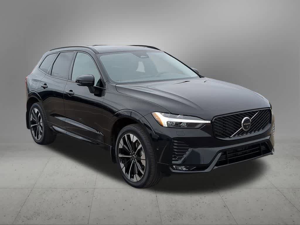 Used 2026 Volvo XC60 B5 Plus w/ Protection Package Premier image 8