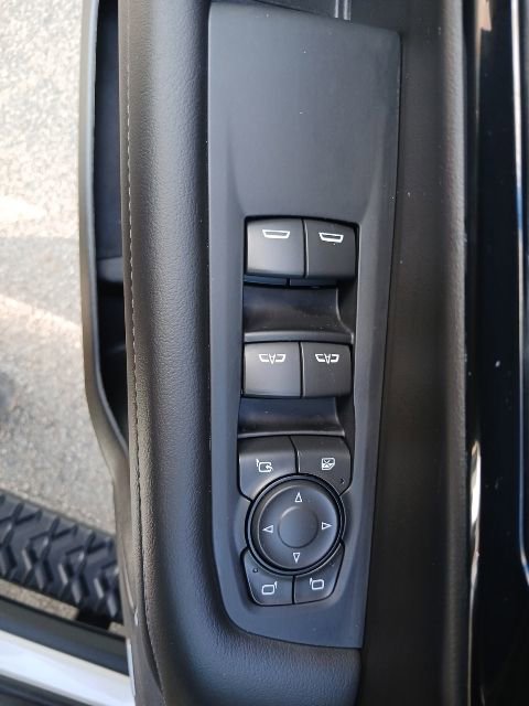 Used 2025 Chevrolet Tahoe Z71 w/ Comfort Package AWD/4WD image 62