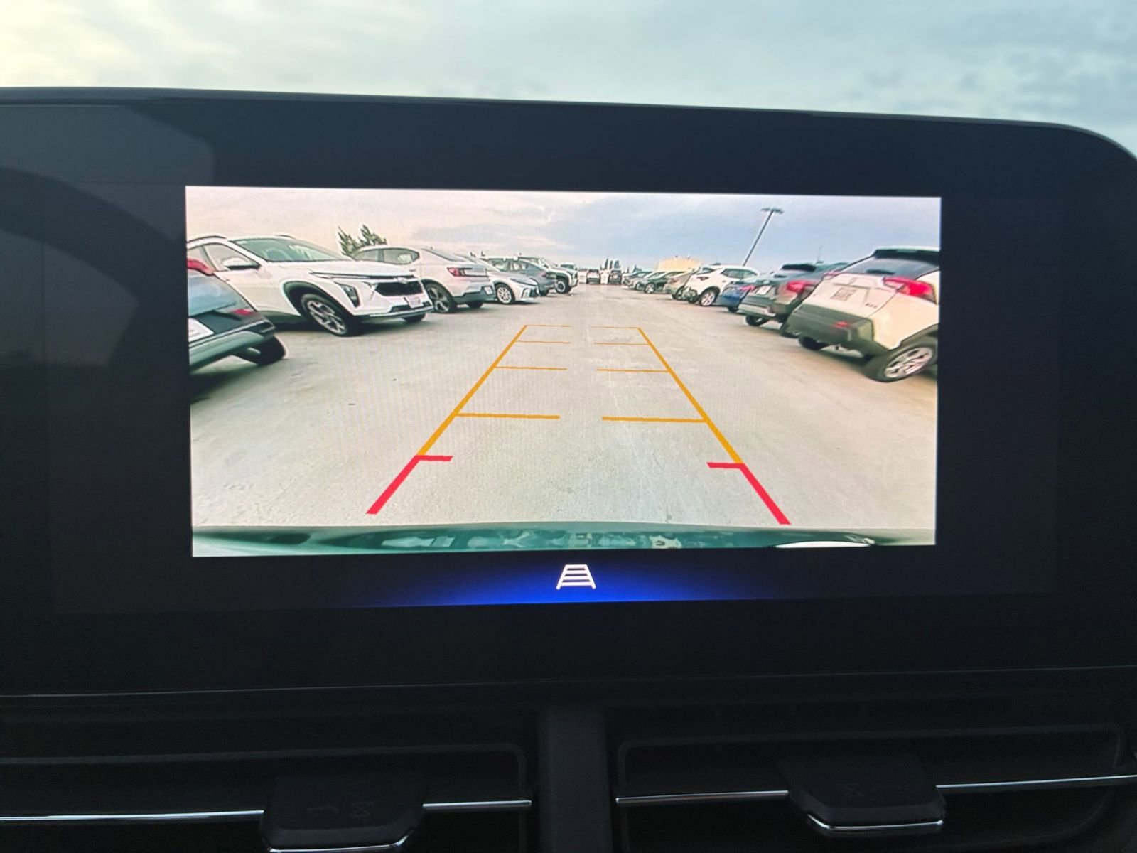 Used 2025 Chevrolet Trax LT image 17