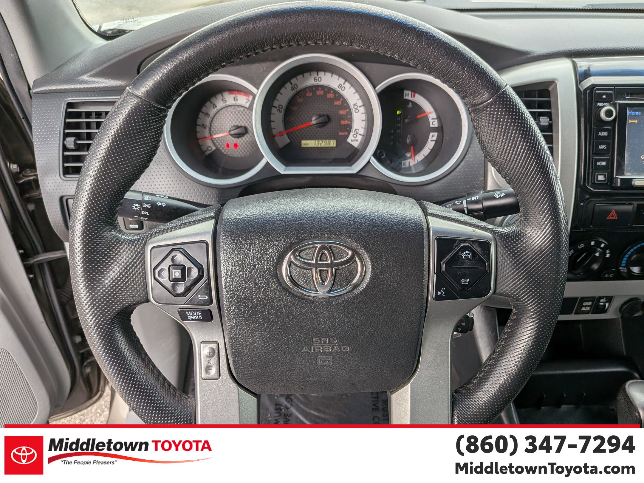 Used 2015 Toyota Tacoma 4x4 Double Cab w/ Limited Package image 17