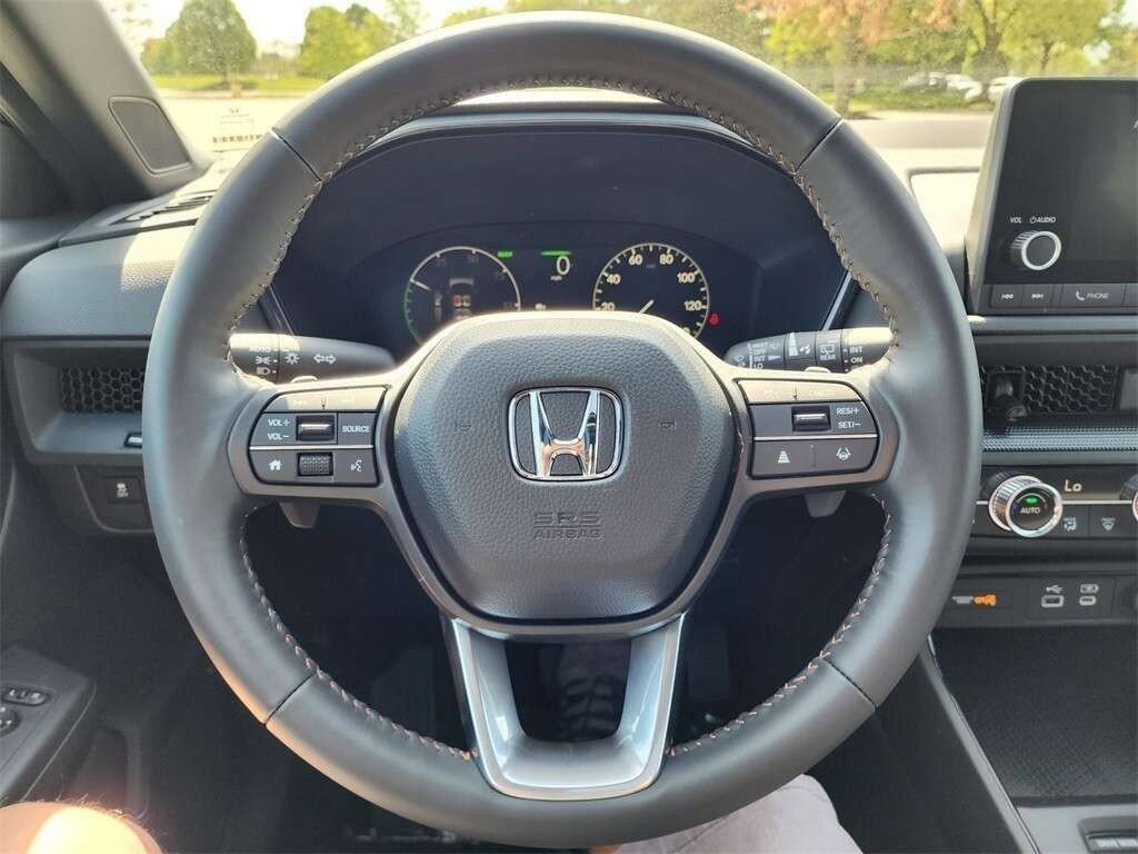 Used 2024 Honda CR-V Sport image 25
