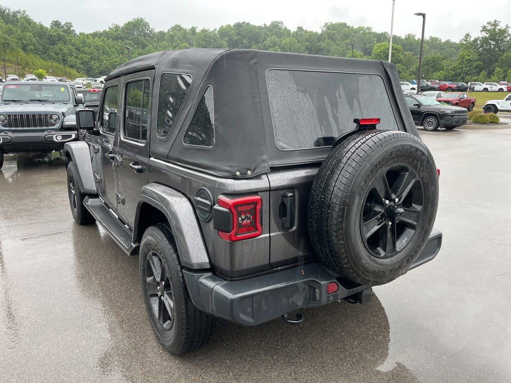 Used 2020 Jeep Wrangler Unlimited Sahara AWD/4WD image 11