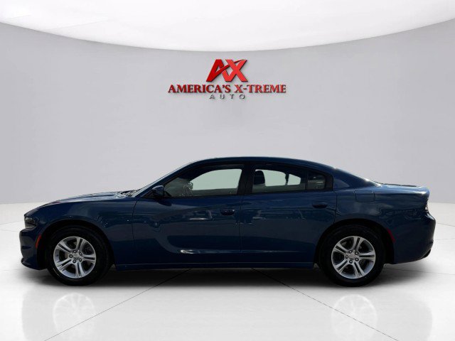 Used 2020 Dodge Charger SXT image 2