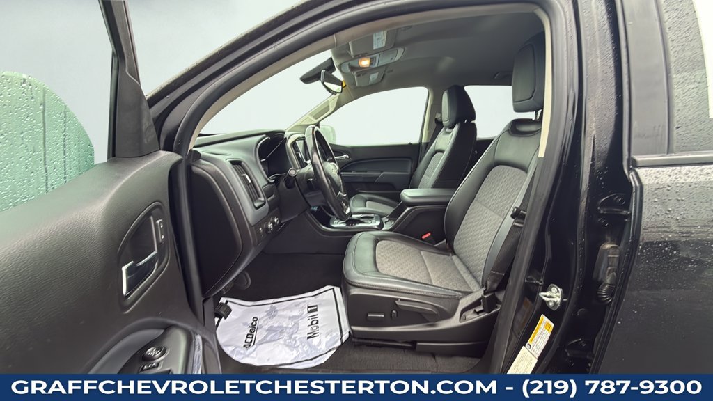 Used 2019 Chevrolet Colorado Z71 w/ Z71 Midnight Edition AWD/4WD image 21
