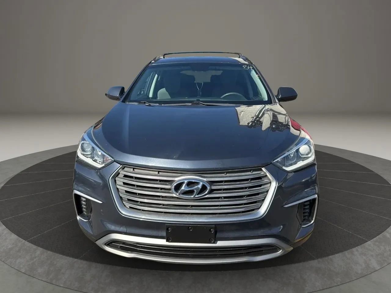 Used 2017 Hyundai Santa Fe SE AWD/4WD image 2