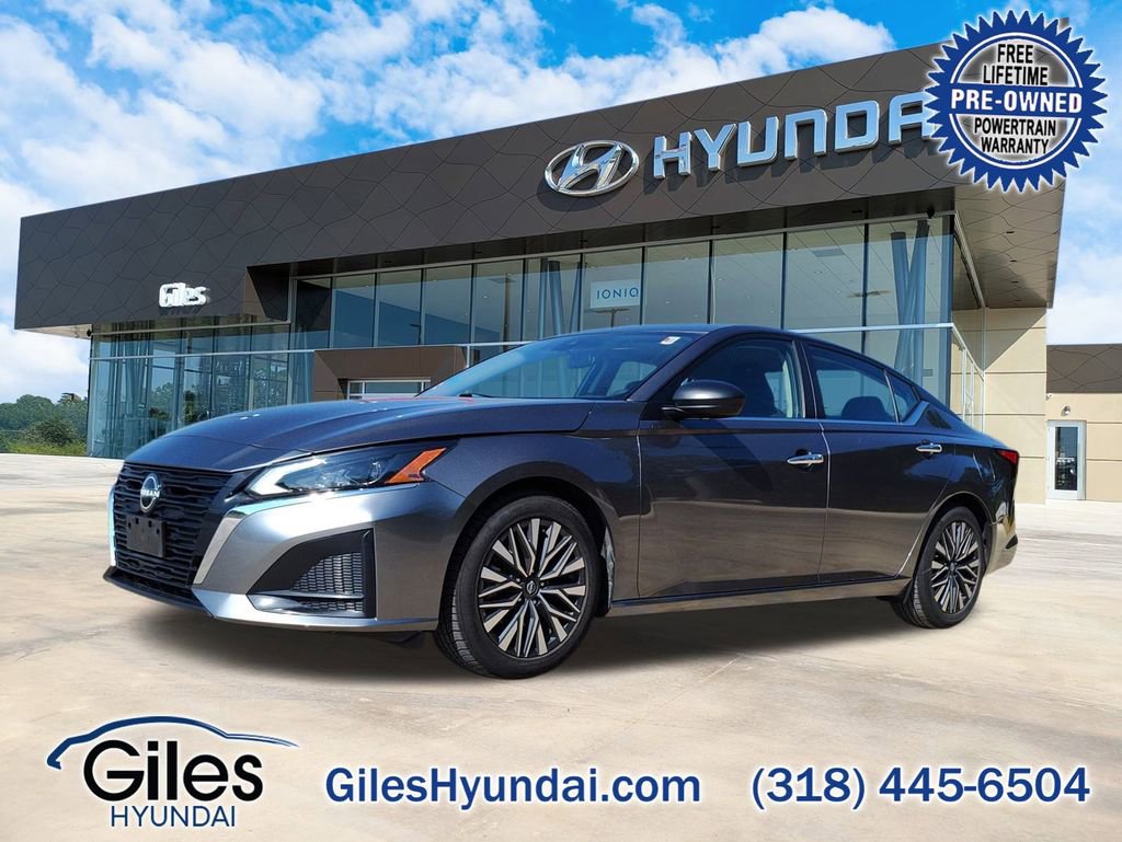 Used 2024 Nissan Altima 2.5 SV video 1