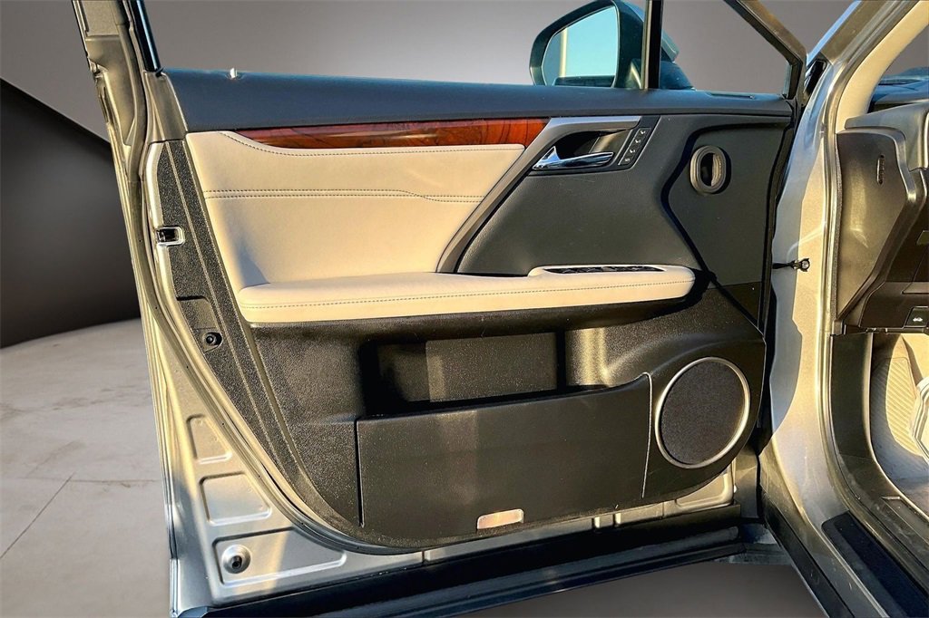 Used 2019 Lexus RX 350 AWD image 17