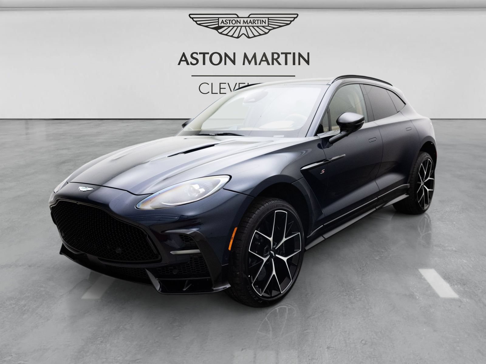 New 2026 Aston Martin DBX S AWD/4WD image 18